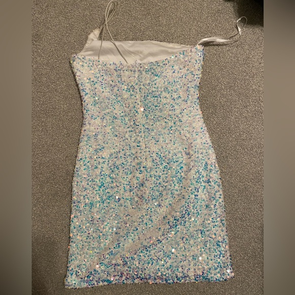 one shoulder windsor iridescent dress - Picture 4 of 4